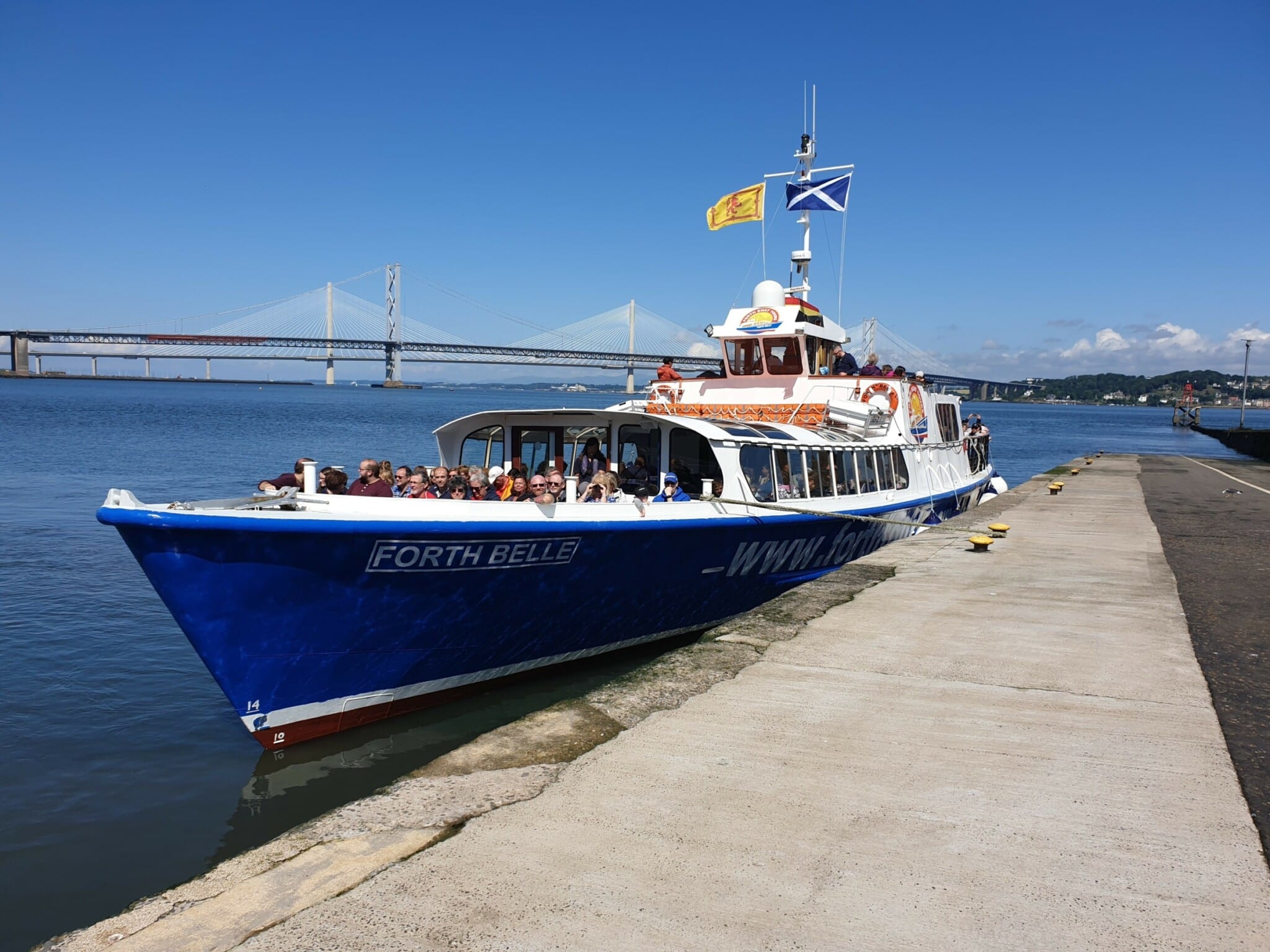 Forth Belle At Hawes Pier